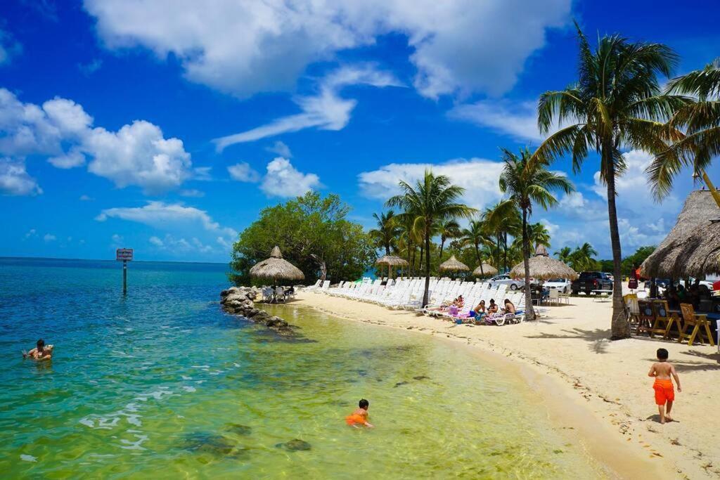 Vacay Spot Experience Luna Sky! 65" Tv Bar, Bbq, Shower Massage Jets, Music, Go To Fl Keys Homestead Esterno foto