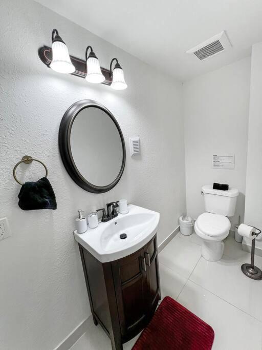 Vacay Spot Experience Luna Sky! 65" Tv Bar, Bbq, Shower Massage Jets, Music, Go To Fl Keys Homestead Esterno foto