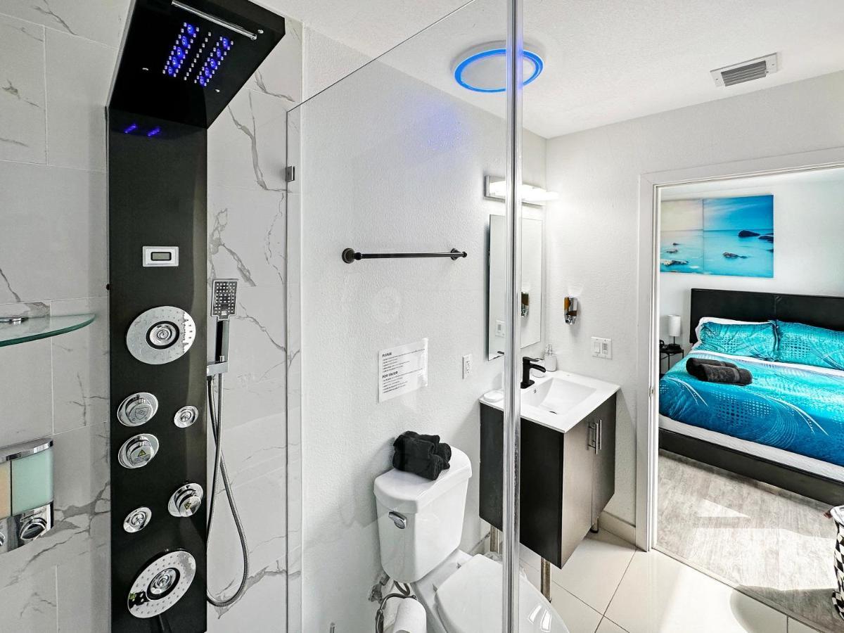 Vacay Spot Experience Luna Sky! 65" Tv Bar, Bbq, Shower Massage Jets, Music, Go To Fl Keys Homestead Esterno foto