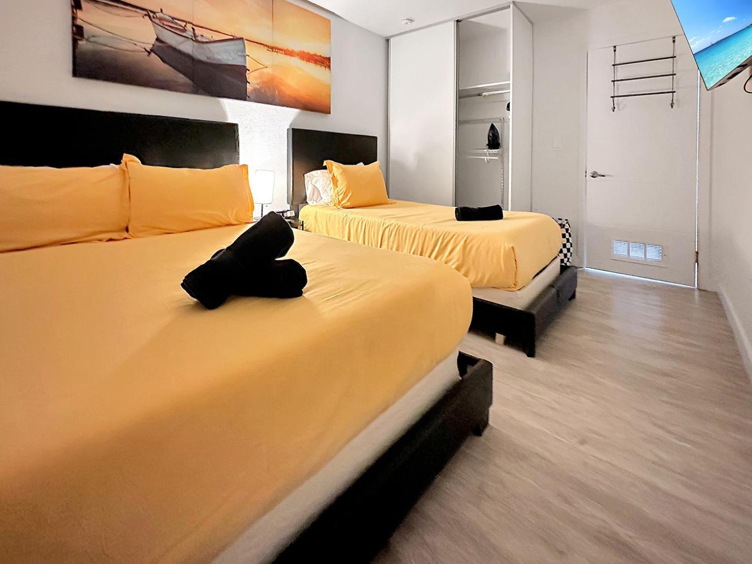 Vacay Spot Experience Luna Sky! 65" Tv Bar, Bbq, Shower Massage Jets, Music, Go To Fl Keys Homestead Esterno foto