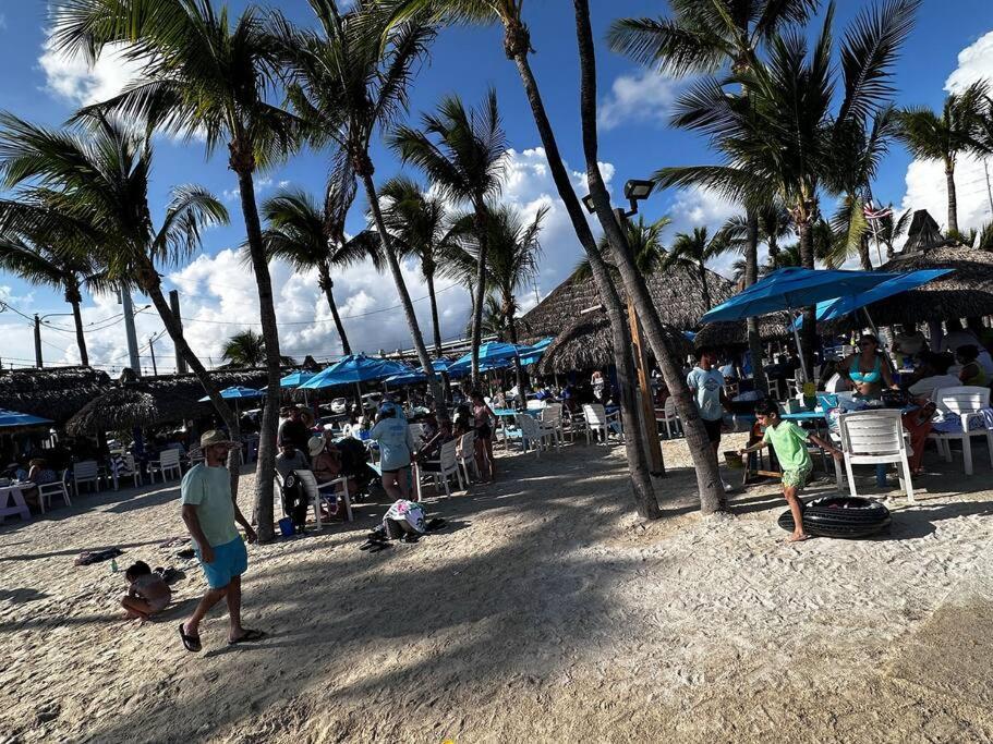 Vacay Spot Experience Luna Sky! 65" Tv Bar, Bbq, Shower Massage Jets, Music, Go To Fl Keys Homestead Esterno foto